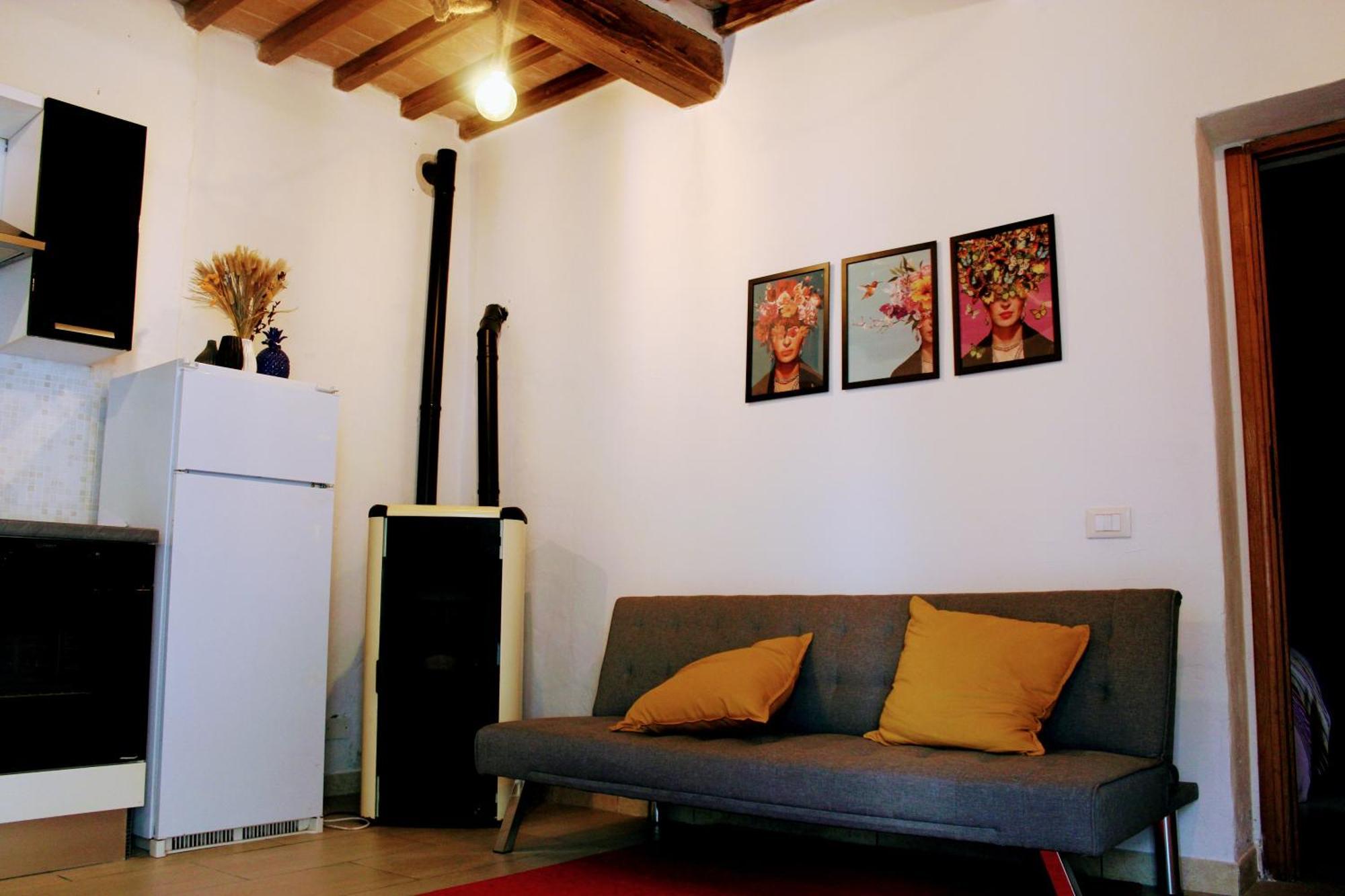 La Casina Apartment Montecatini Val di Cecina Luaran gambar